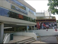 Queensway Tower / Queensway Shopping Centre (D3), Retail #455874061